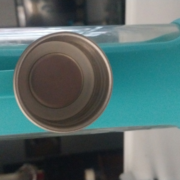 Contigo water bottle - Picture 5 of 8